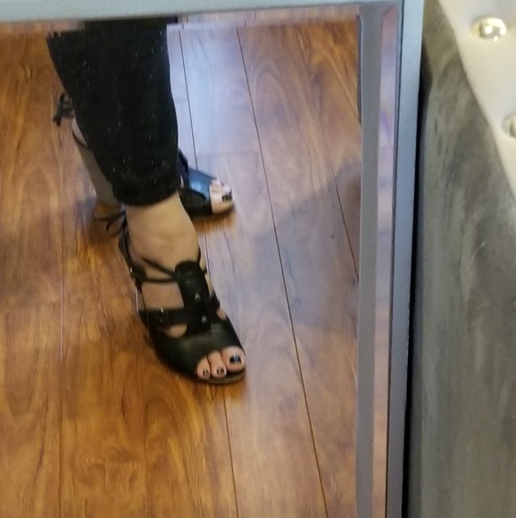 Browns Shoes Couture Collection - Picture 8 of 8